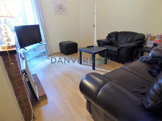 3 bedroom terraced house to rent - Photo 1