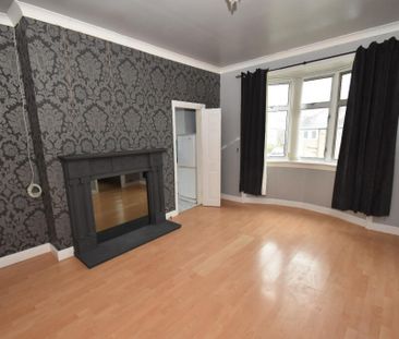 3 Bed Flat, Gladsmuir Road, G52 - Photo 1
