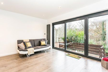 3 bedroom end of terrace house to rent - Photo 5