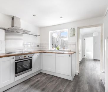 2 bedroom cottage to rent - Photo 3