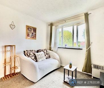 1 bedroom flat to rent - Photo 2