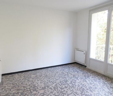 T3, Rue de Rivoli, 67m², 510€ H.C, Nîmes. - Photo 6