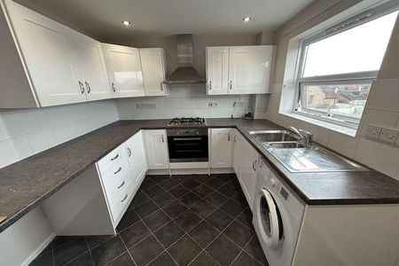 Weymouth, DT3 - Photo 5