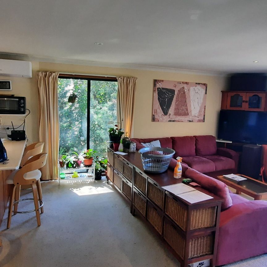 Beacon Hill - Photo 1