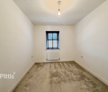 3 bedroom semi-detached house to rent - Photo 3