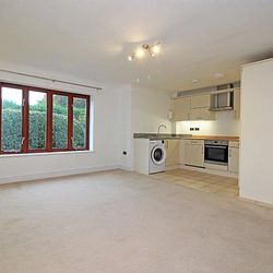 Kingsgate Avenue, Kingsgate, CT10 3AR, Kent - Photo 1