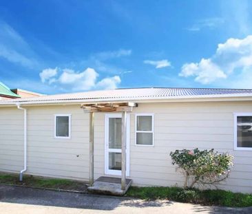 Easy Living - Photo 5