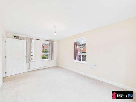 Martina Close, Fairfields, MK11 - Photo 4
