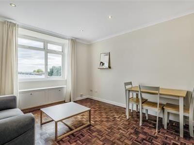 Whitefield Close, SW15 - Photo 3