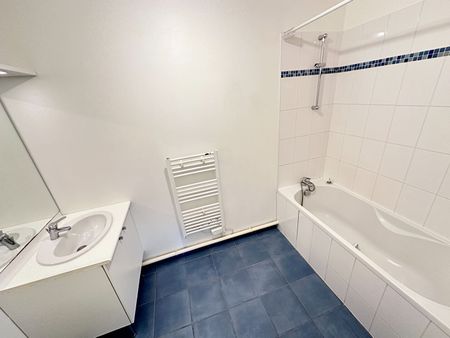 Location Appartement 3 pièces 58m² - Photo 4