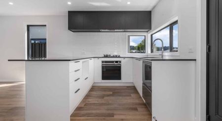 Wallaceville Living - Photo 2