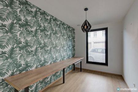 RECENT INSTAPKLAAR APPARTEMENT MET 2 SLAAPKAMERS, 2 AUTOSTAANPLAATSEN EN TUIN TE BEVERST - Photo 3