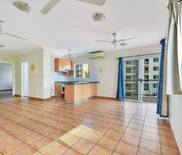 LEASE BREAK - STYLISH CITY LIVING IN THE HEART OF DARWIN - Photo 2
