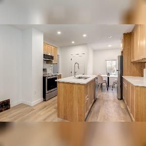 3 Bed 1 Bath Upper Suite Mount Pleasant Calgary - Photo 3