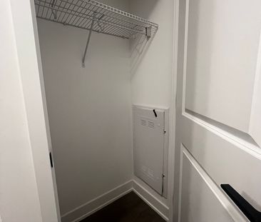 For Lease - 2333 Khalsa Gate Unit# 218, Oakville, Ontario - Photo 4