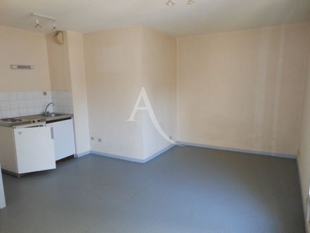 Location Appartement 1 pièce 27m² - Photo 4