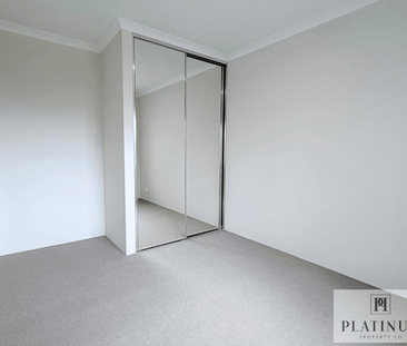 Modern 4-Bedroom Brand-New Home with Stylish Living & Private Outdo... - Photo 3