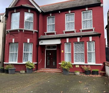 Room in a Shared House, Walm Lane, NW2 - Photo 3