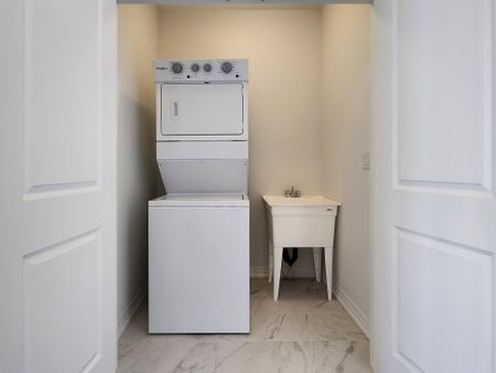 For Lease - 34 Kamper Avenue, Richmond Hill, Ontario - Photo 3