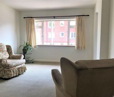 2 bedroom maisonette to rent - Photo 4