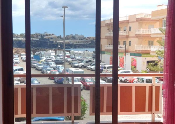 Se alquila en Las Galletas apartamento de 1 dormitorio