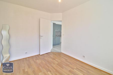 Location Appartement 2 pièces 40m² ST ETIENNE 42000 - Photo 5