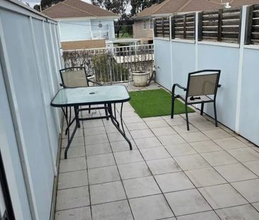 Caroline Springs - Photo 6