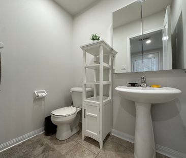 For Lease - 438 Beach Boulevard, Hamilton, Ontario - Photo 4