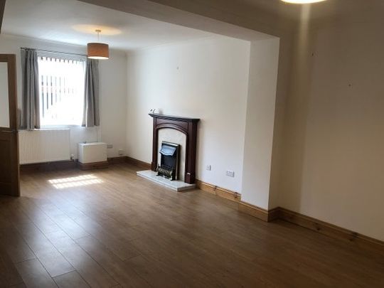 St. Catherine Street, Carmarthen, SA31 - Photo 1