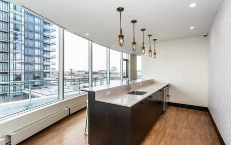 For Lease - 2520 Eglinton Avenue Unit# 1901, Mississauga, Ontario - Photo 3