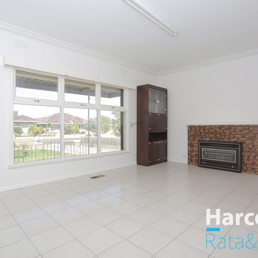 Charming 3-Bedroom Home in Thomastown - Photo 1