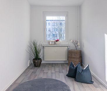 Schön gelegene 4-Raum-Wohnung mit Balkon - Foto 2