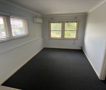 Renovated One Bedroom Unit - Photo 2