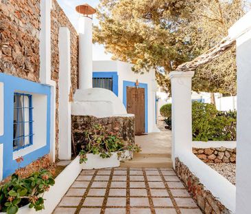 6 bedroom luxury Detached House for rent in San Jose, Spain - Photo 1