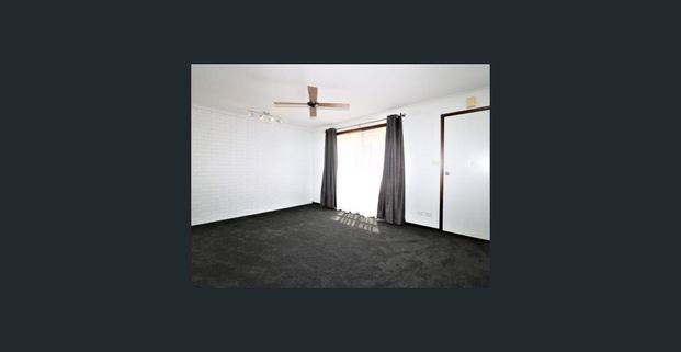 Cosy two bedroom home - Photo 1