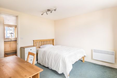 Pudding Chare, Newcastle Upon Tyne - Photo 3