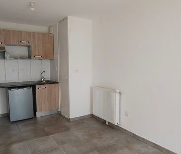 Location Appartement 2 pièces 40m² FONBEAUZARD 31140 - Photo 2
