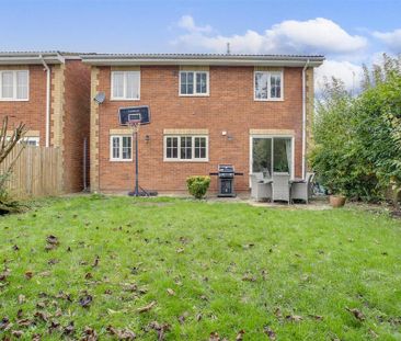 4 bedroom detached house to rent - Photo 6