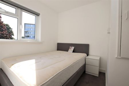 Linley Close, Bath - Photo 4