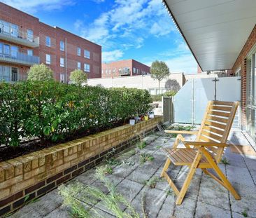 1 bedroom flat to rent - Photo 6