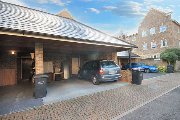 4 bedroom property to rent - Photo 1