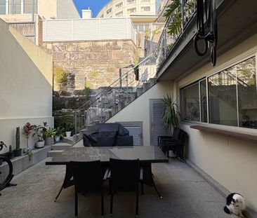 Woolloomooloo - Photo 1