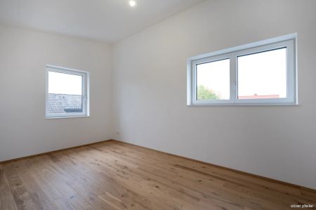 GEMÜTLICH, MODERN, ENERGIEEFFIZIENT: Fünf 2 Zimmer- Mietwohnungen mit Außenflächen warten auf Sie! - Photo 4