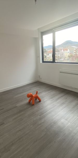 Location Appartement 1 pièce 23m² CLERMONT FERRAND 63000 - Photo 1