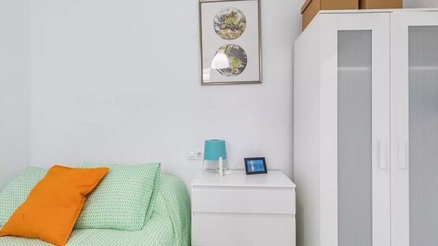 Carrer Justo Vilar, Valencia, Valencian Community 46011 - Photo 1