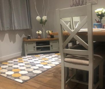 3 bedroom terraced house to rent - Photo 2