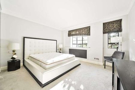 Princes Gate, Knightsbridge, SW7 - Photo 3