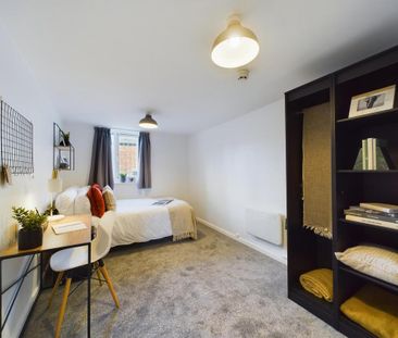 1 bedroom in a house share to rent - Photo 6