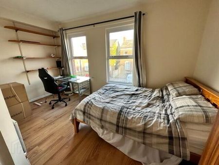 16 Tates Avenue, Belfast, BT9 7BY - Photo 4