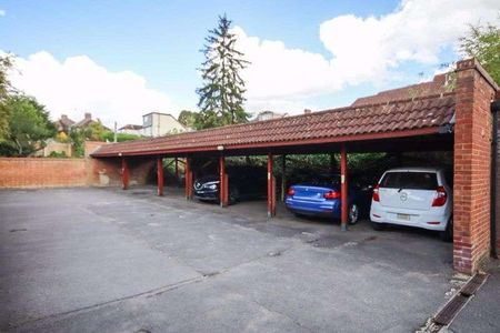 Kavanaghs Road, Brentwood, CM14 - Photo 5